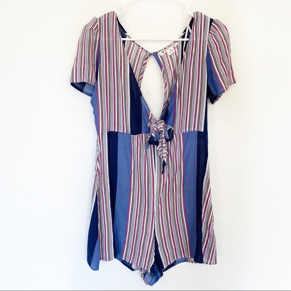 (NWOT) Body Glove | Striped Short Romper Tie Front